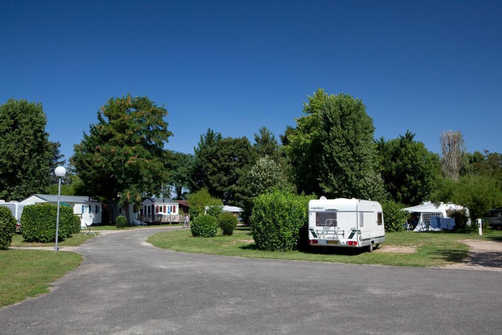 Camping La Belle Etoile Melun Dış mekan fotoğraf